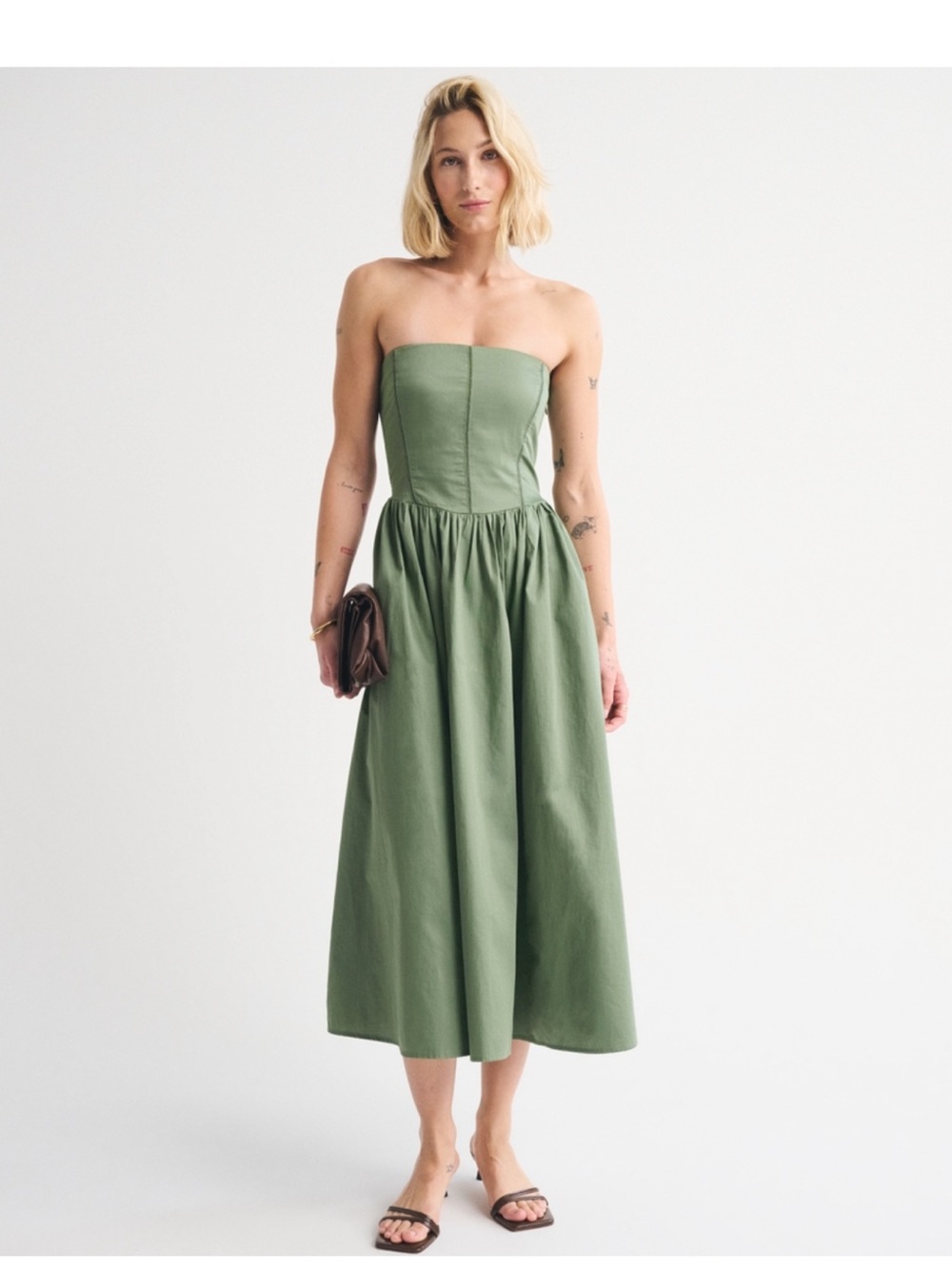 Bra-Free Dipped Waist Midi Dress Abercombie & Fitch